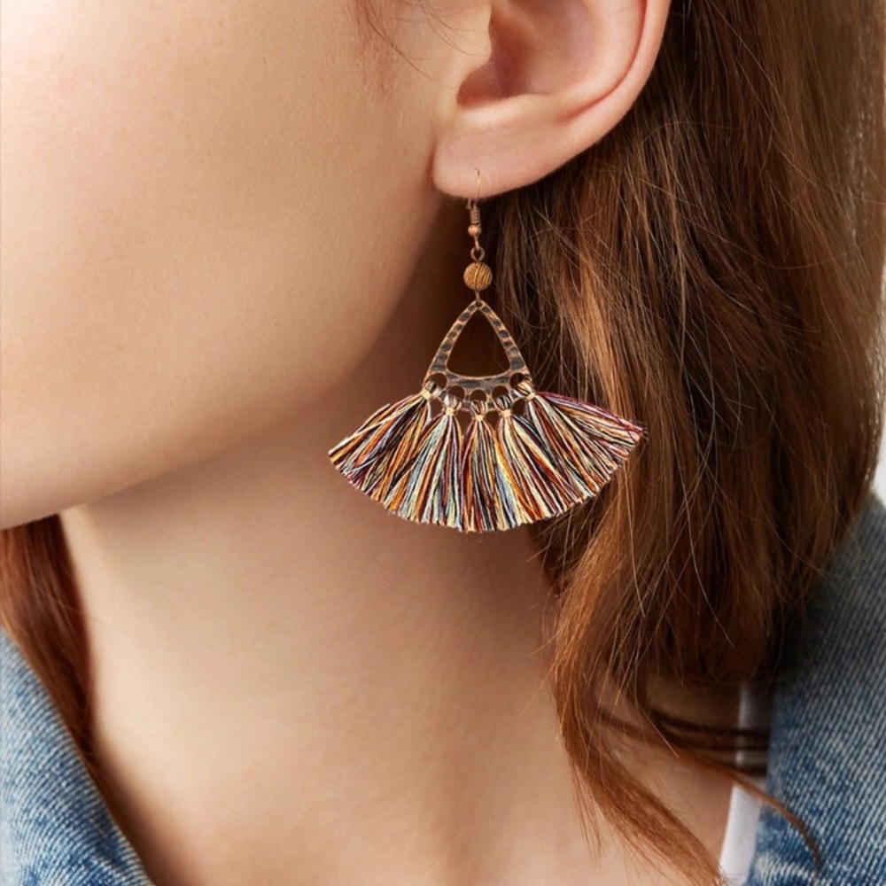 Boho tassel multi colored earrings NEW - Picture 3 of 3